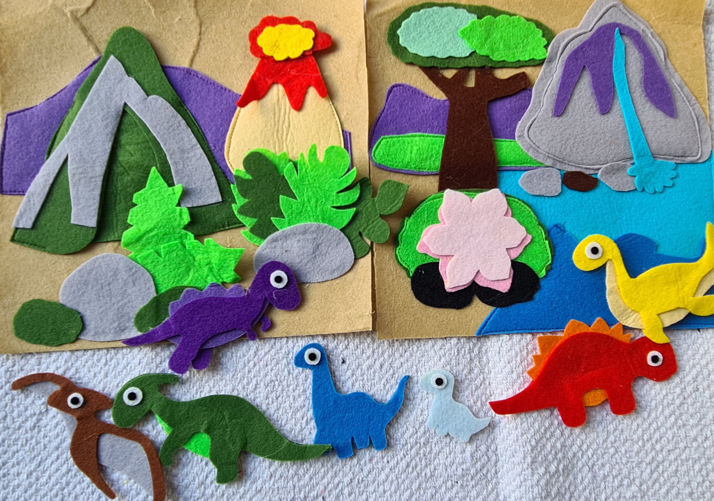 Dinosaur Jungle Page with Ten Dinosaurs